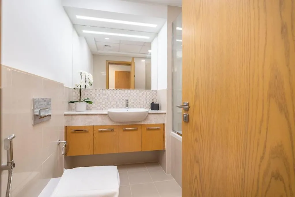 Mystic - Stylish High-Rise Living With Premium Amenities Apartment Dubai
