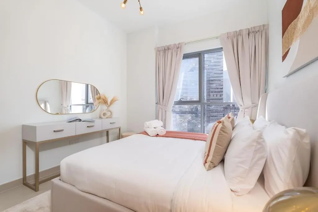 Mystic - Stylish High-Rise Living With Premium Amenities Apartment Dubai United Arab Emirates
