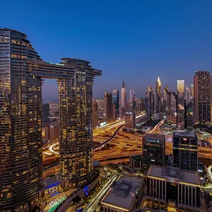 First Class 3br With Full Skyline & Sea View Apartment